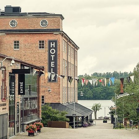 Naeaes Fabriker Hotell & Restaurang Tollered Zewnętrze zdjęcie