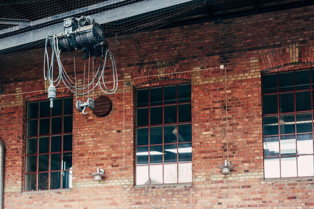 Naeaes Fabriker Hotell & Restaurang Tollered Zewnętrze zdjęcie